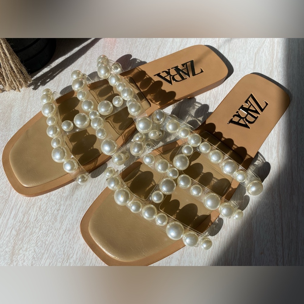 Like-New Zara Pearl Flats